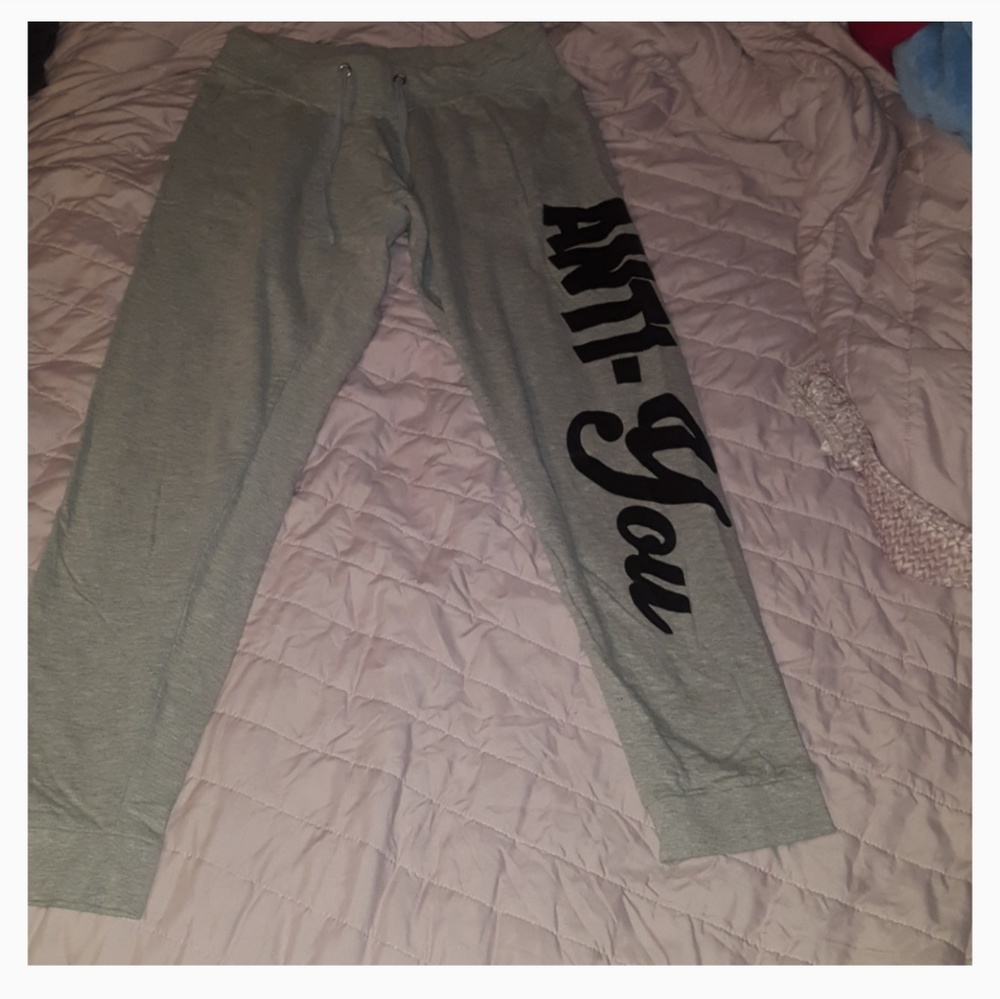 ❣Gray Pants💕 - Picture 2 of 3
